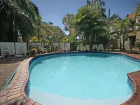 Tower Court Motel - 3-Star