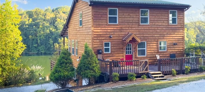 A Quiet Retreat on the Shore of Watts Bar Lake - Dog Friendly with Lake Access! Отели в г. Роан