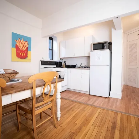 Cozy apartment in beautiful midtown Hoboken!