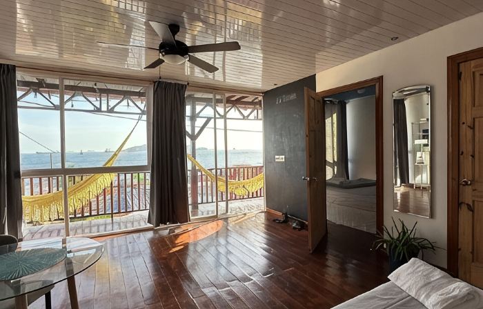 Cozy Top Suite. Ocean View. Pool Access. Taboga Island