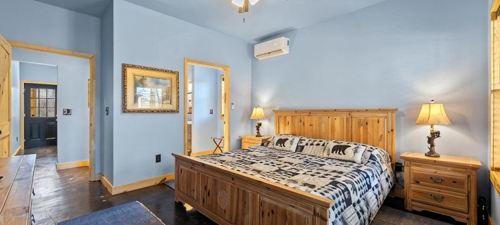 Cozy 3-bedroom cabin in Dahlonega with a vibrant Game Room! ランプキンのホテル