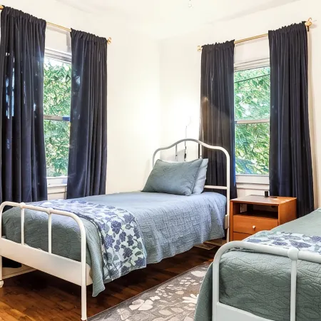 Family-Friendly Farmhouse Johnson City Etsu Bristol Motor Speedway