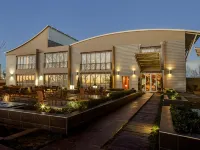 Protea Hotel O.R. Tambo Airport Отели в г. 