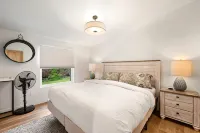 Newly Baileys Harbor Home, 1 Block DT, Open Concept with Huge Yard