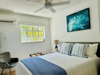 Charming Cozy Apt - Walk to Beach - Pool - Key Biscayne - Uima-altaat