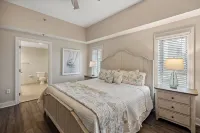ESCAPES/2023 reno/2 full mattress bunk beds/2300sf/3br/2ba gulf-front lux condo - 자쿠지