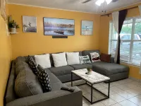 The Five Letter Home - Holiday bungalows