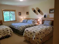 Luxury Mountain Home / Beautiful Views near Attitash and StoryLand - 2-Star