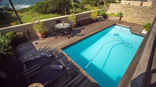 4 Dolphin Views la Mercy Luxury Beachfront Apartment with Private Swimming Pool - Wifi