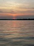 Guest Favorite Devils Lake Dock Private Fenced Yard Grill Yard Games Boat Rental - 3-Star