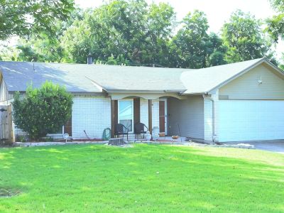 "Family-Friendly Getaway: Relax & Unwind at The Bates Oasis Retreat