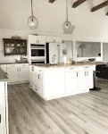Pet Friendly 5-bedroom cottage just a 16-minute walk to Outer Banks Beaches
