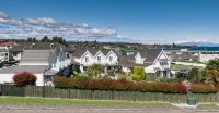 Phoenix Thermal Resort - Taupo - Condos