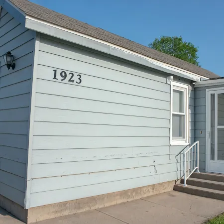Home in Kansas Ave
