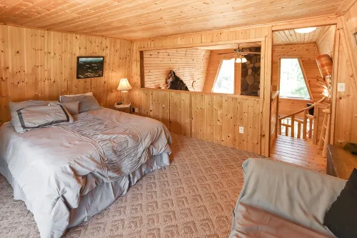 Cabin close to the slopes! Wifi, fireplace, and hot tub - 샬레 호텔