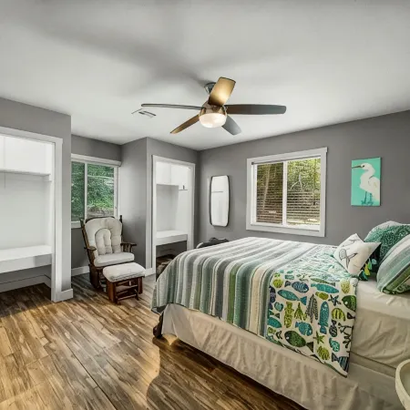 Remodeled cabin on Grand Lake with boat slip and boat dock.  Pet-Friendly!