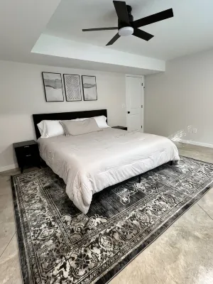 Cozy cabin SLEEPS 15 on Lake Tenkiller! - 3-Sterne