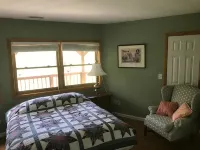 The Big Round Cabin - Blowing Rock, Hot tub, Secluded acreage, fabulous views - balcony