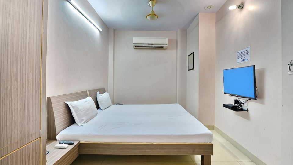 Hotel Shadaab Inn