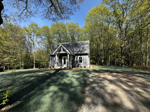 Luxury House, Covered Patio, Private Fire Pit Patio. Memorial Day Weekend Open - 4-Star
