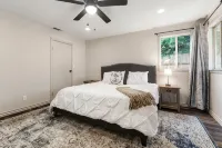 Wlk2dtown, Kng bds, WrkSpace, WiFi, FPit, Dogs - 3-Star