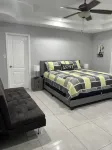 La Casita cozy 3 bedroom 2.5 bath with BBQ pit! - Kitchens