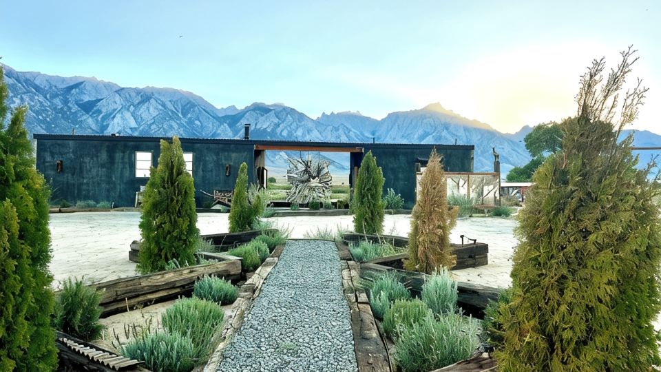 The LONEWEST Retreat in the Eastern Mountain Sierras