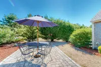 Charming Chatham Cottage - 2つ星