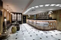 يوروستار كونكويستادور - جاكوزي