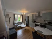 City Centre 4 Bed - Parking - Groups & Contractors - ห้องครัว