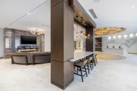 Cambria Hotel College Park - Pet friendly