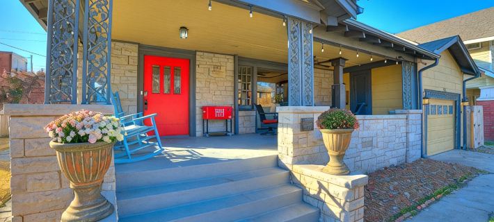 Huge Historic Gem Steps From The University of Oklahoma Hotels in Norman