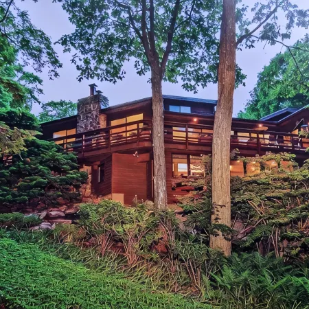 Treetops House! Aug Openings! A Reunion/Retreat Estate! Seasonal Pool! Sleeps 12