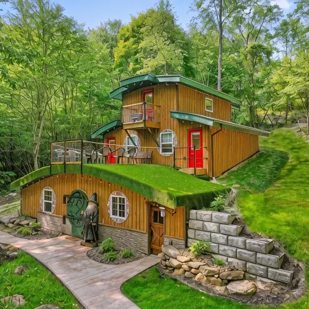 Ohiopyle Hobbit House