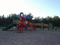 Sidell's Sturgeon River Log Cabin - Bonfire Pit, WiFi, Biking Trails, Rafting - Chalets