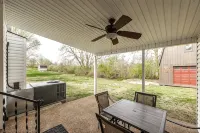 Luxury North of Nashville Retreat- Easy Lake Access - 3-Star