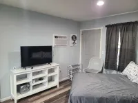 Newly transformed farm cottage off the beaten path! - 3-Star