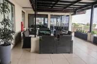 Hotel Maywa - parking