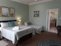 Move On Guest-House Hotels near Killarney Mall