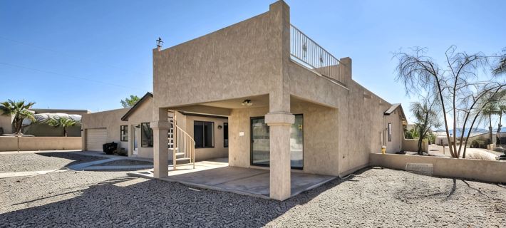 Modern Lake Havasu Retreat Lake and Mountain Views! Hotels in Mohave County