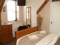 Chiverton House Guest Accommodation - Pensions