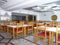 Hotel Kamal City Center - parking