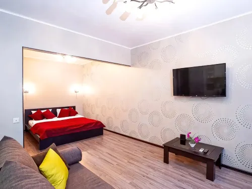 Hotel Home Na Prospekte Lenina 112 Apartments - Wifi