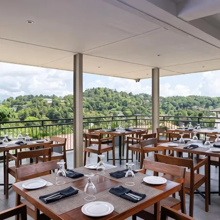 Oak Ray Sky Terrace