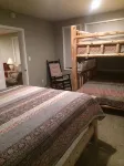 RELAXING FAMILY RETREAT ON SECORD LAKE - 3-Star