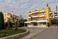Hotel Crnogorska Kuća - 4-Star