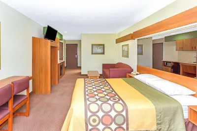 Super 8 by Wyndham Parker/SE Denver Area