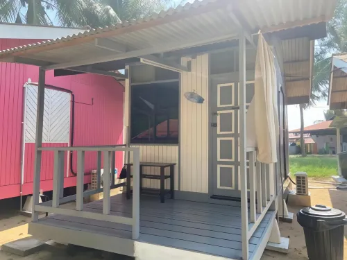 Global Star Chalet Hotels in Tanjung Kling
