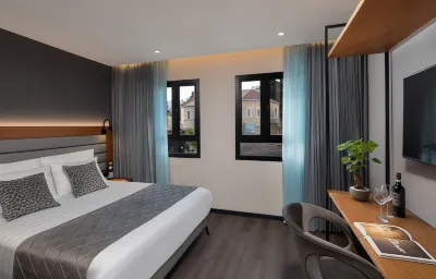 The Blend Hotels near Nazareth Market