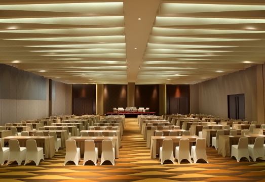 산티카 프리미어 디얀드라 메단 침대